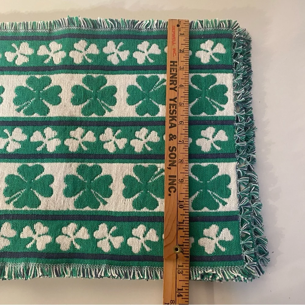 NWT Set Of 4 Park B. Smith Green/Blue Reversible Shamrock Woven Placemats Fringe